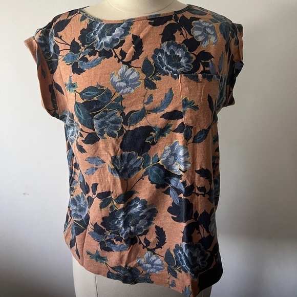 Icone Simons exclusive floral short sleeve top size large - Picture 3 of 5